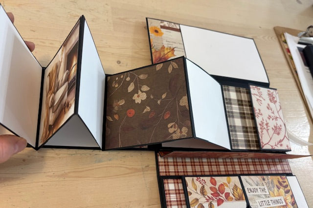 Virtual Kit: Autumn 4 1/4"x 8 1/2" Folio Class