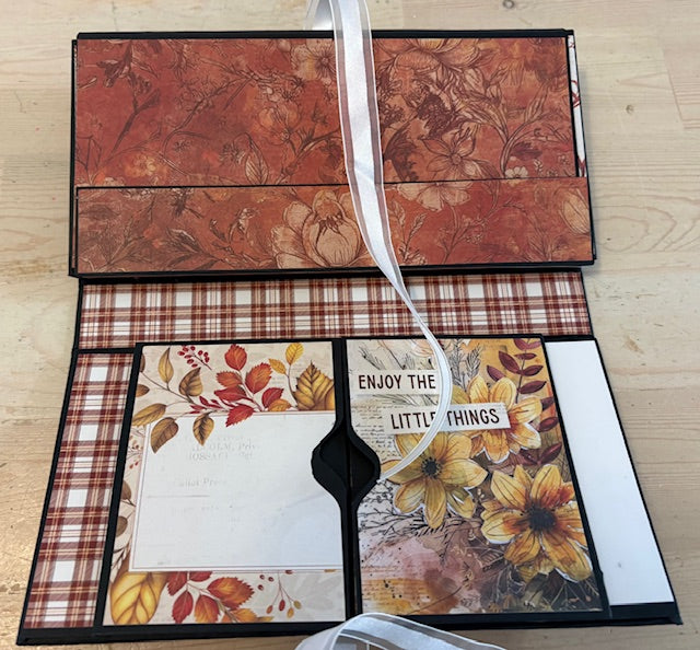 Virtual Kit: Autumn 4 1/4"x 8 1/2" Folio Class
